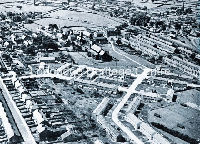 710 - Aerial View - Prefabs to St Pauls's, Jeffery Avenue, Fairsnape Avenue - 1960